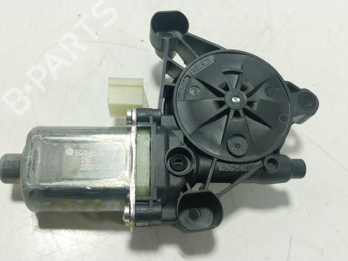 Right front window motor SEAT LEON Sportstourer (KL8, KLD) 1.5 eTSI | BP30382869E20 - Image 2
