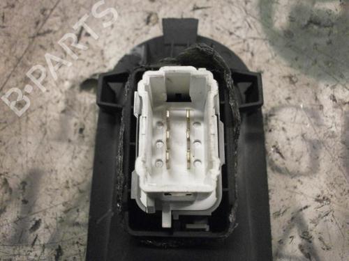 Left rear window switch RENAULT MEGANE II (BM0/1_, CM0/1_) 1.9 dCi (BM0G, CM0G) | BP3776981I29 