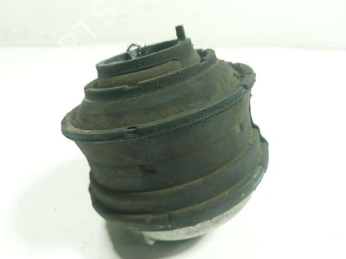 Used Engine mount Engine mount MERCEDES-BENZ S-CLASS (W221, V221) S 320 CDI (211 hp) 17441497 17441497