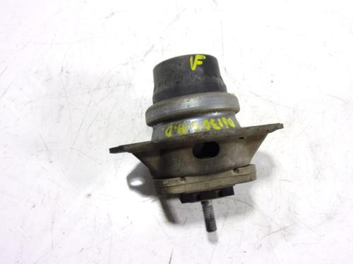 Used Engine mount Engine mount LAND ROVER DISCOVERY IV (L319) 3.0 TD 4x4 (245 hp) 10004099 10004099