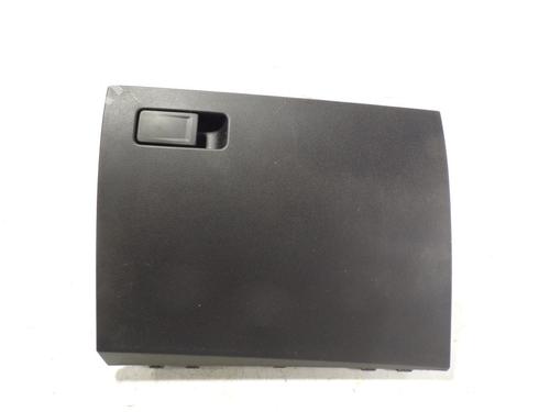 Used Glove box Glove box VW POLO VI (AW1, BZ1, AE1) 1.0 TSI (95 hp) 8420878 8420878