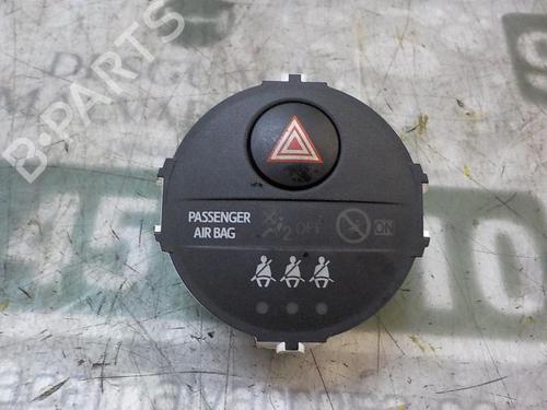 Used Warning switch TOYOTA YARIS (_P13_) [2010-2020]  3860589