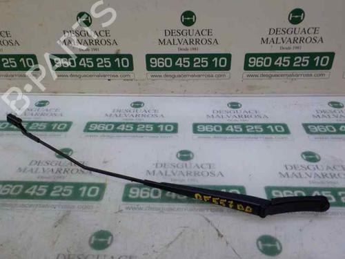 Used Front windshield wiper arm SEAT IBIZA V (KJ1, KJG) [2017-2025]  6301709