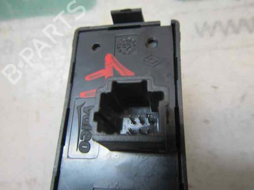 Bouton de warning RENAULT MEGANE III Hatchback (BZ0/1_, B3_) 1.5 dCi (BZ0C) | BP3877284I22 