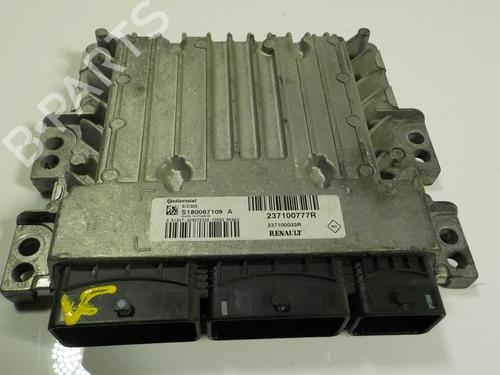 Used Engine control unit (ECU) RENAULT MEGANE III Hatchback (BZ0/1_, B3_) [2008-2025]  17052667