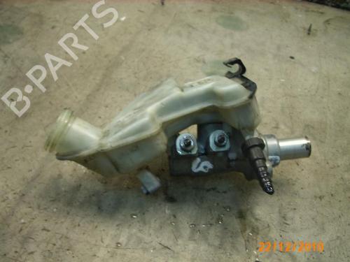 Hovedbremsecylinder FORD FIESTA V (JH_, JD_) 1.4 TDCi (68 hp) 3739328