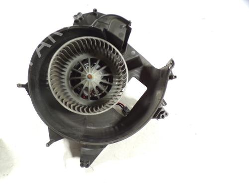 Used Heater blower motor Heater blower motor BMW 5 (F10) 520 d (184 hp) 8176053 8176053