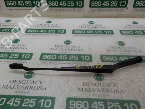 Used Front windshield wiper arm VW PASSAT B6 (3C2) 2.0 TDI 16V (140 hp) 4455153