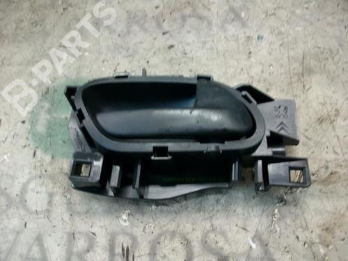 Used Front right interior door handle Front right interior door handle PEUGEOT 207 (WA_, WC_) 1.4 (73 hp) 3760287 3760287