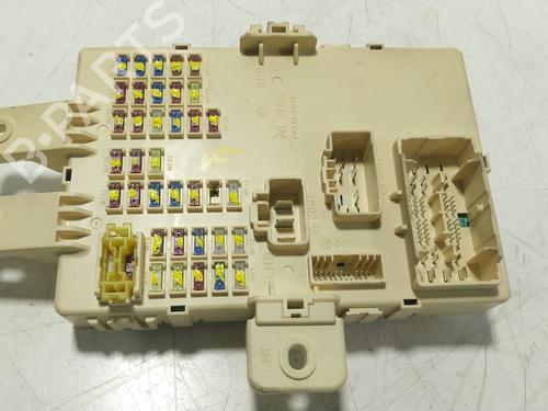 Used Fuse box KIA SPORTAGE III (SL) 1.7 CRDi (116 hp) 30766347