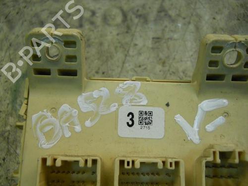 Fuse box TOYOTA YARIS (_P1_) | BP3754496E1
