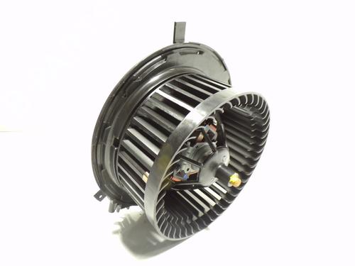 Used Heater blower motor Heater blower motor SEAT LEON Sportstourer (KL8, KLD) 1.5 TSI (150 hp) 15066638 15066638