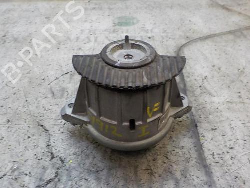 Used Engine mount MERCEDES-BENZ C-CLASS (W204) [2007-2015]  9081228