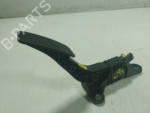 pedal-kia-stonic-yb-cn09489690-2017-17978734 main image