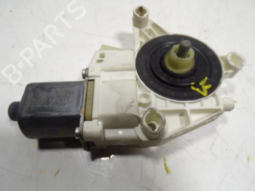 Portierruitmotor linksachter MERCEDES-BENZ E-CLASS (W212) E 350 CDI (212.023) (265 hp) 15277519