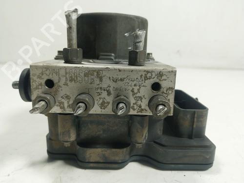 Used ABS pump RENAULT CAPTUR I (J5_, H5_) 1.2 TCe 120 (118 hp) 17384933