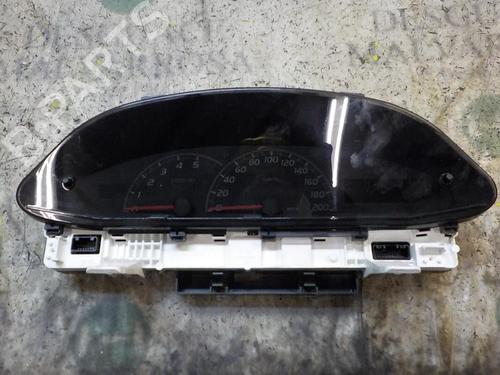 Used Instrument cluster TOYOTA YARIS (_P9_) [2005-2014]  3849681
