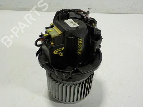Used Heater blower motor Heater blower motor RENAULT CLIO V (B7_) 1.5 Blue dCi 85 (B7AG) (86 hp) 14930923 14930923