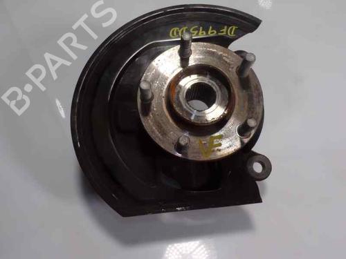 Used Right front steering knuckle NISSAN JUKE (F15) [2010-2019]  6538172