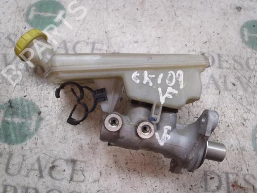 Used Brake master cylinder PEUGEOT 207 (WA_, WC_) 1.4 HDi (68 hp) 3819446