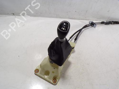 Gear lever HYUNDAI TUCSON (TL, TLE) 1.7 CRDi | BP9446471M90