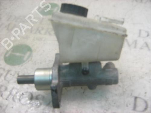 Used Brake master cylinder BMW 3 (E46) 320 d (150 hp) 3768255
