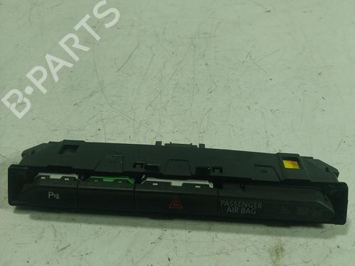 Used Warning switch Warning switch VW PASSAT B8 (3G2, CB2) [2014-2026] 16165853 16165853