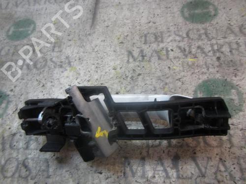 Klamka zewnętrzna drzwi przednich prawych FORD FIESTA VI (CB1, CCN) 1.4 TDCi | BP3836136C129 