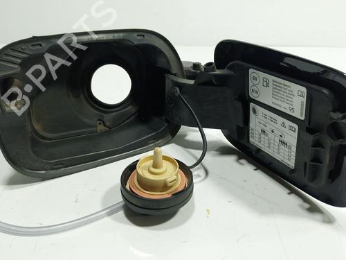 Used Fuel flap Fuel flap SKODA SUPERB III Estate (3V5) [2015-2024] 33465803 33465803