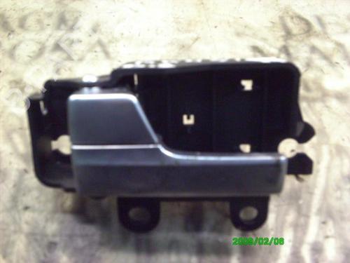 Used Front left interior door handle Front left interior door handle FORD FOCUS II (DA_, HCP, DP) [2004-2013] 3791440 3791440
