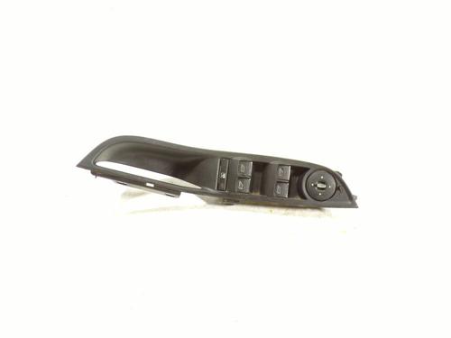Used Left front window switch Left front window switch FORD FOCUS III 1.6 TDCi (115 hp) 7699456 7699456