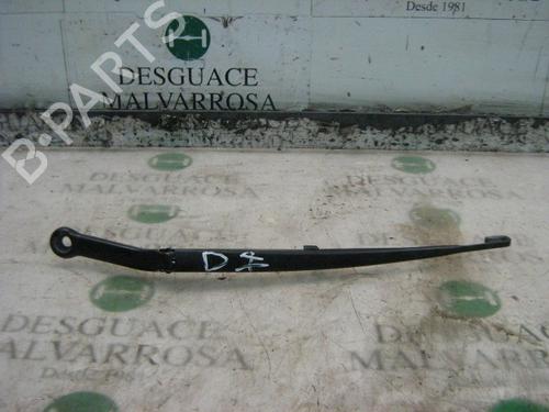 Used Front windshield wiper arm BMW 3 (E46) 320 d (150 hp) 3784038