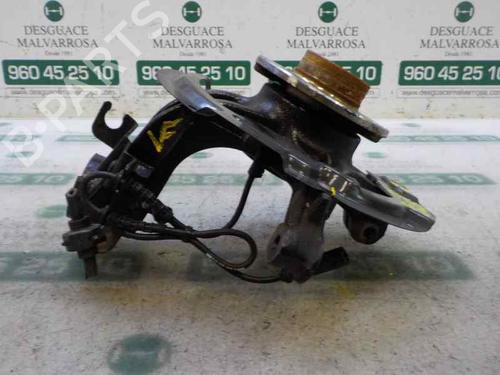 Used Right front steering knuckle RENAULT MEGANE IV Hatchback (B9A/M/N_) [2015-2025]  6104016