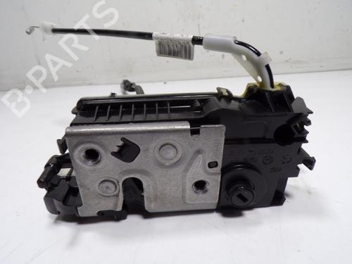 Used Rear right lock Rear right lock 17150329 17150329