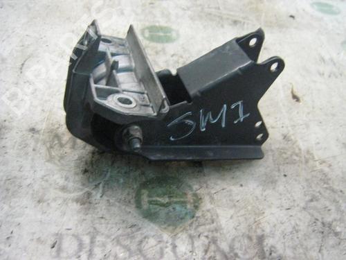 Used Engine mount Engine mount RENAULT MEGANE I (BA0/1_) 1.6 e (BA0F, BA0S) (90 hp) 9086517 9086517
