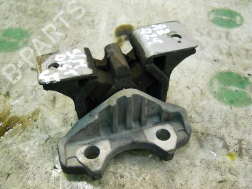 Used Engine mount Engine mount OPEL CORSA C (X01) 1.7 DTI (F08, F68) (75 hp) 9079723 9079723