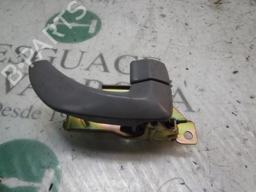 Used Rear right interior door handle Rear right interior door handle KIA SORENTO I (JC) 2.5 CRDi 4WD (140 hp) 3817451 3817451