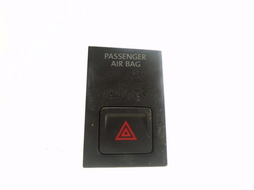 Used Warning switch Warning switch VW GOLF VII (5G1, BQ1, BE1, BE2) [2012-2021] 8630130 8630130