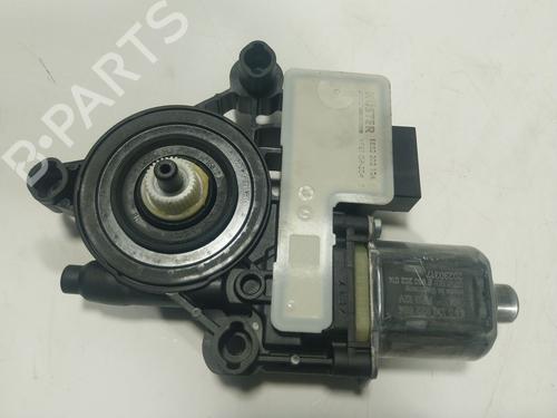 Used Right rear window motor Right rear window motor SEAT LEON Sportstourer (KL8, KLD) [2020-2026] 19480682 19480682