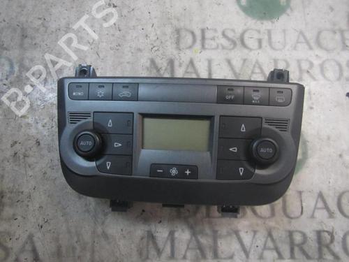 Used Climate control FIAT GRANDE PUNTO (199_) 1.3 D Multijet (199.AXD11, 199.AXD1A, 199.AXD1B,... (90 hp) 3833103