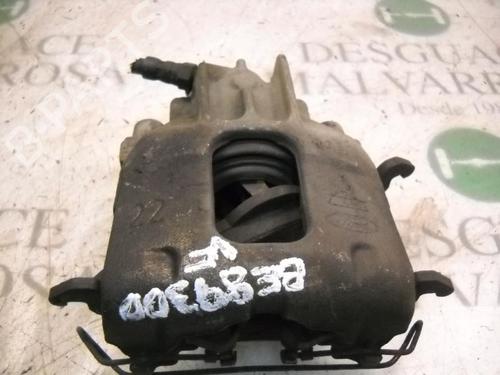 Used Right front brake caliper FORD FOCUS I (DAW, DBW) [1998-2009]  11545696
