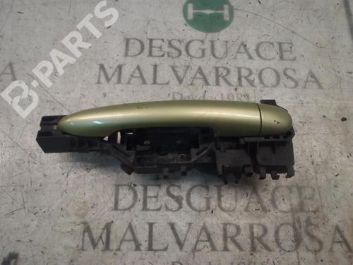 Used Rear right exterior door handle Rear right exterior door handle RENAULT MEGANE II (BM0/1_, CM0/1_) 1.4 16V (BM0B, CM0B) (98 hp) 3810336 3810336
