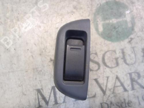 Used Right front window switch Right front window switch TOYOTA AYGO (_B1_) 1.4 D-4D (WNB10_, WNB10R) (54 hp) 3806670 3806670