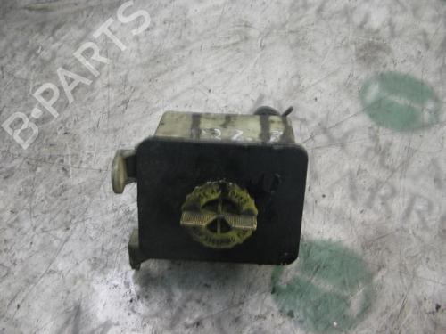 Used Power steering reservoir Power steering reservoir CHRYSLER VOYAGER / GRAND VOYAGER III (GS_, NS_) 2.4 i (151 hp) 14294779 14294779