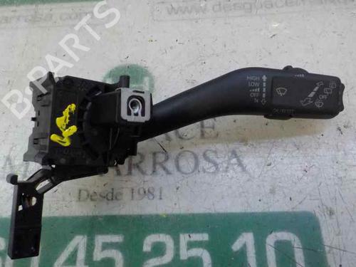 Used Steering column stalk VW GOLF VI (5K1) 1.6 TDI (105 hp) 5270979