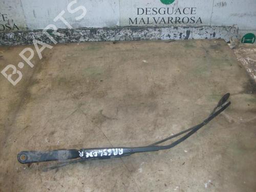 Used Front windshield wiper arm Front windshield wiper arm 4012217 4012217