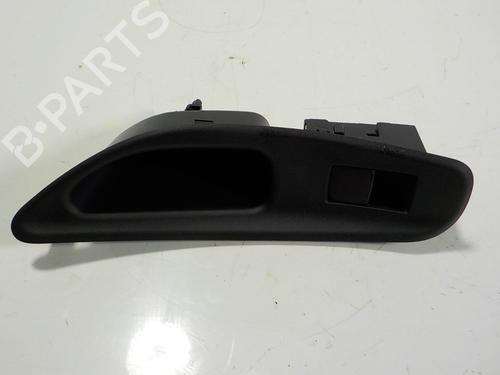 Used Right rear window switch Right rear window switch TOYOTA YARIS (_P21_, _PA1_, _PH1_) 1.5 Hybrid (MXPH11) (92 hp) 11193713 11193713
