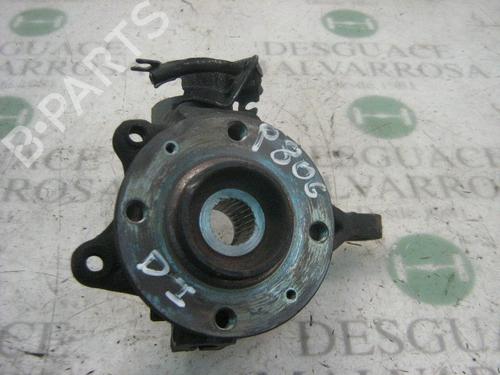 Used Left front steering knuckle CITROËN XSARA (N1) 1.9 TD (90 hp) 3769442