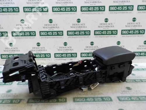 Used Armrest / Center console Armrest / Center console JAGUAR XF I (X250) 2.2 D (190 hp) 7152382 7152382