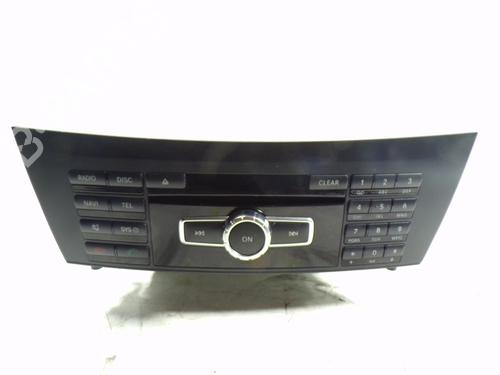 Used Radio Radio MERCEDES-BENZ C-CLASS (W204) C 220 CDI (204.002) (170 hp) 7847354 7847354